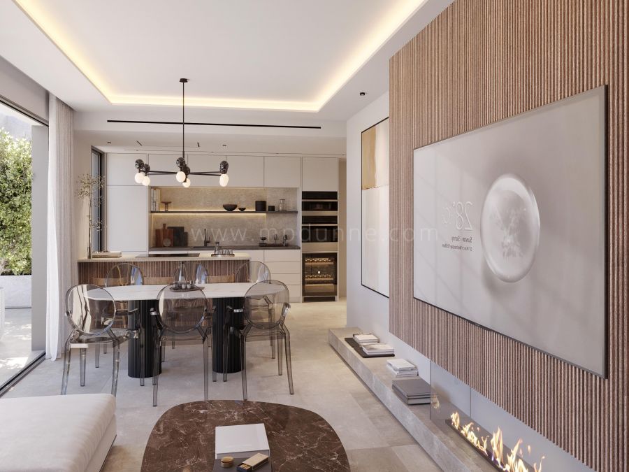 Modern Ground Floor Apartment with Private Garden in Estepona West