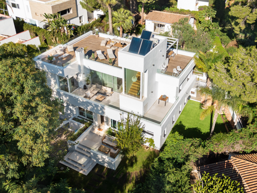 Villa Moderna en Nueva Andalucía, Marbella con Vistas al Mar