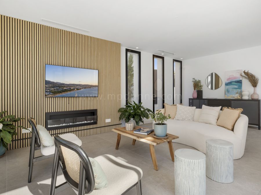 Contemporary Villa in Marbesa Close to the Beach