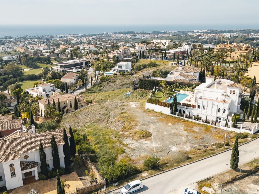 Prime-Grundstück in Los Flamingos mit Panoramablick aufs Meer
