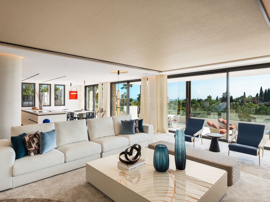 Luxusvilla mit Panoramablick im Marbella Hill Club