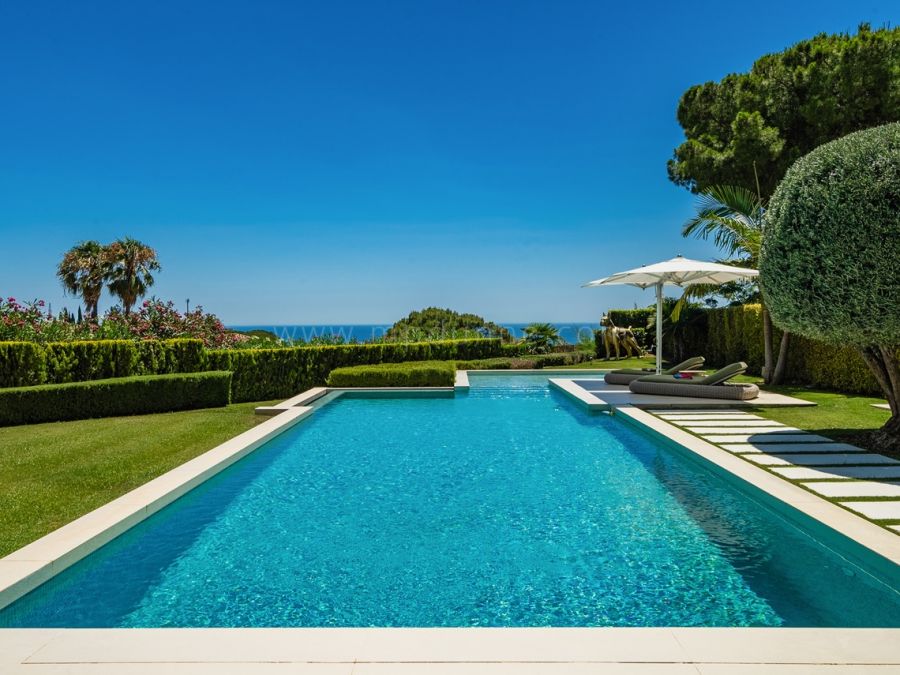 Villa Moderne avec Vue Panoramique sur la Mer sur la Milla de Oro de Marbella