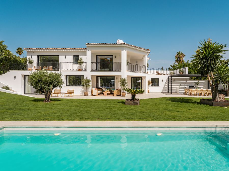 Villa de Lujo con Vistas al Mar en Rocío de Nagüeles, Milla de Oro de Marbella