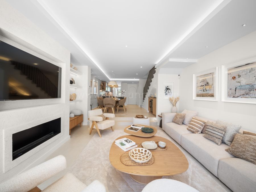 Adosado Reformado en El Palmeral, Nueva Andalucía