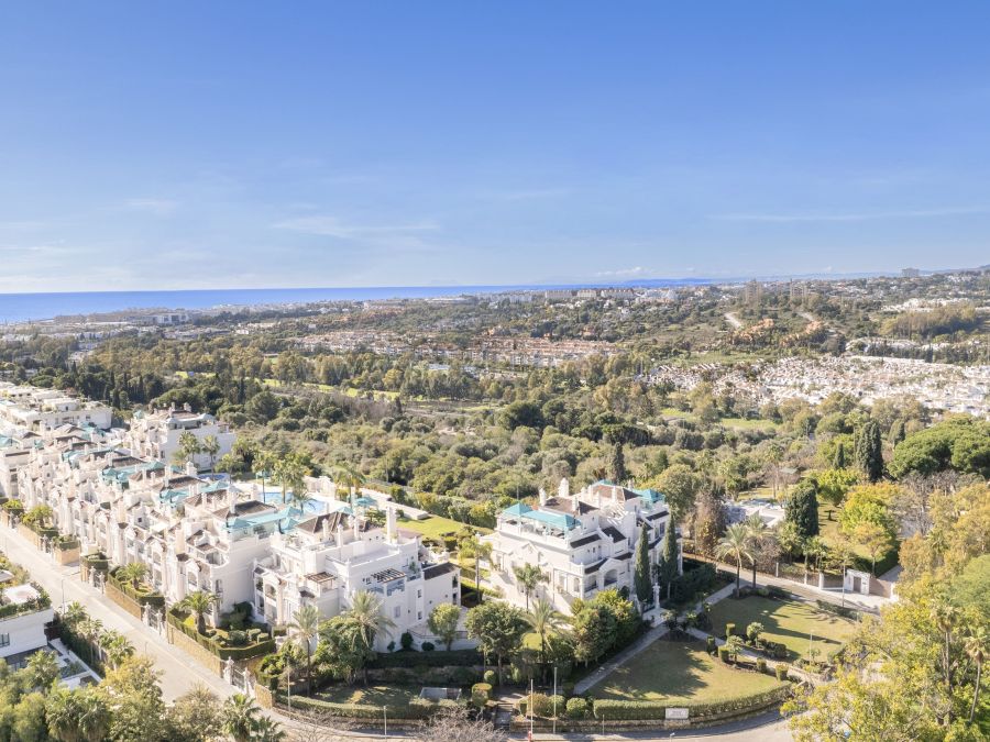 Ático dúplex con vistas panorámicas, Lomas de Sierra Blanca