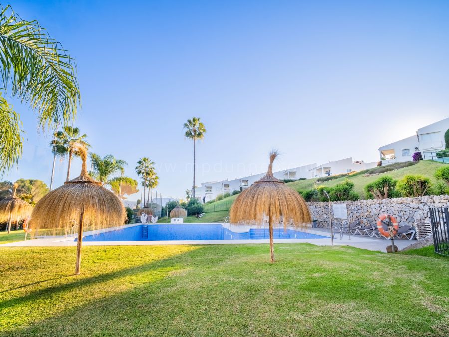 Frontline Golf Ground Floor Apartment in Aloha