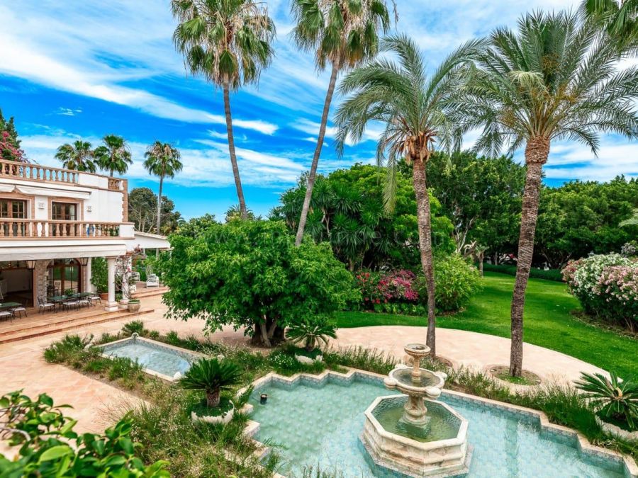 Exklusive Mietvilla mit Gartenanlage an der New Golden Mile