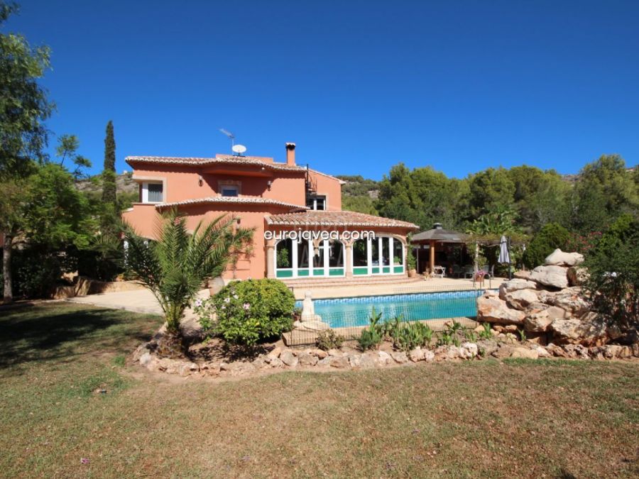 Villa de luxe à Puchol avec vue sur la mer