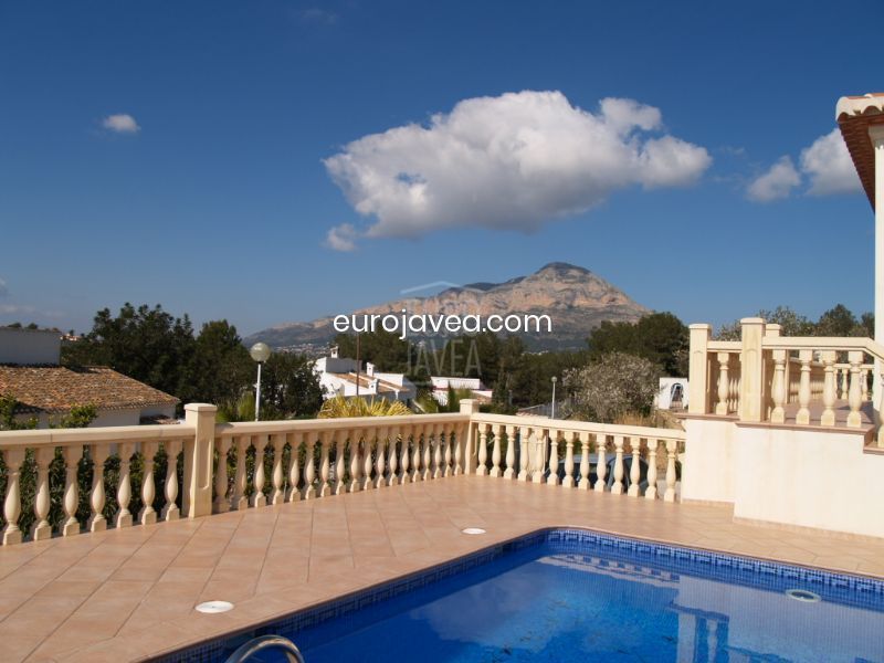 Magnificent villa in the Rafalet in Javea overlooking the valley