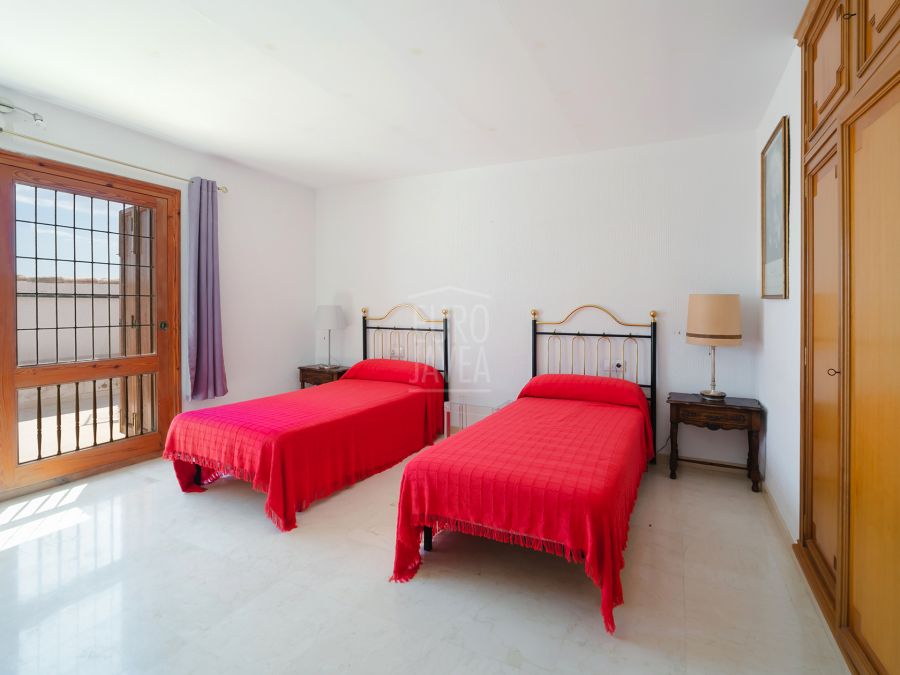 Charming traditional style villa for sale in Jávea with spectacular sea views