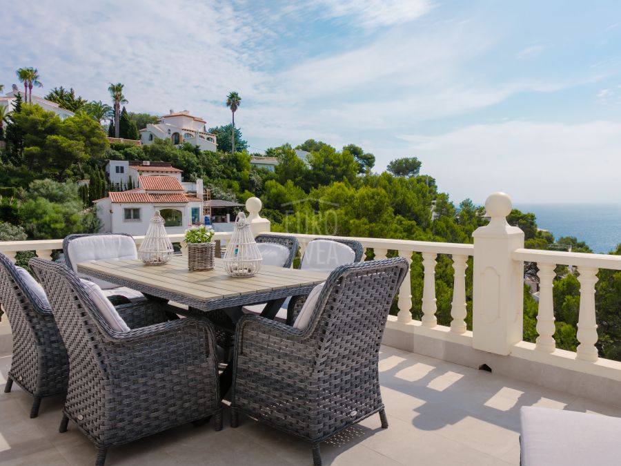 Villa with magnificent sea views for sale in Jávea in the Granadella area