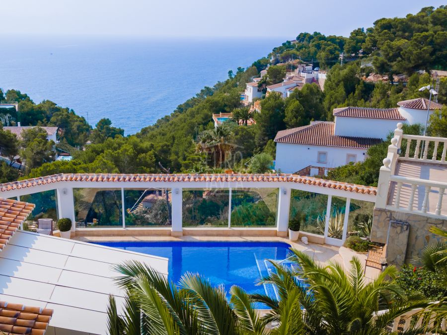 Villa with magnificent sea views for sale in Jávea in the Granadella area
