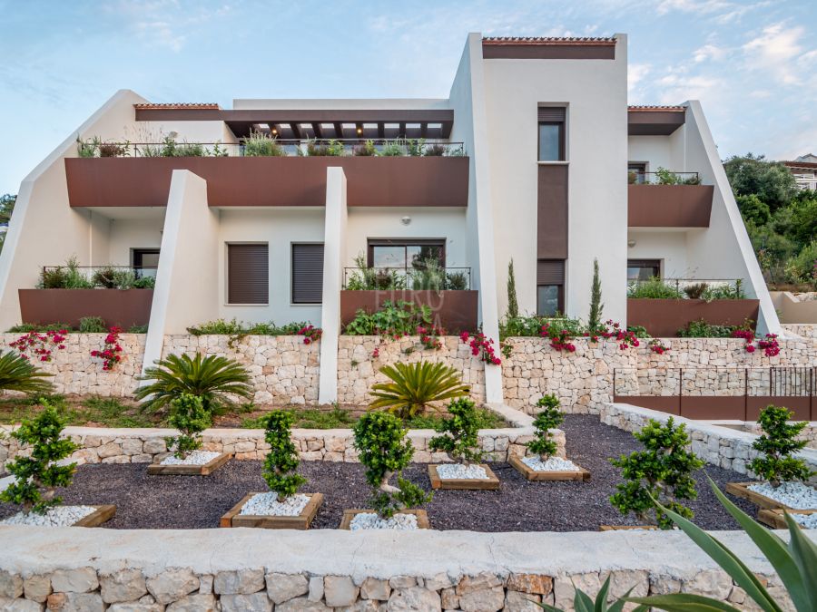 Recently built villa for sale in Jávea in the exclusive area of Tosalet