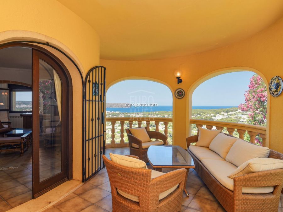 Magnificent villa for sale in Javea with sea views