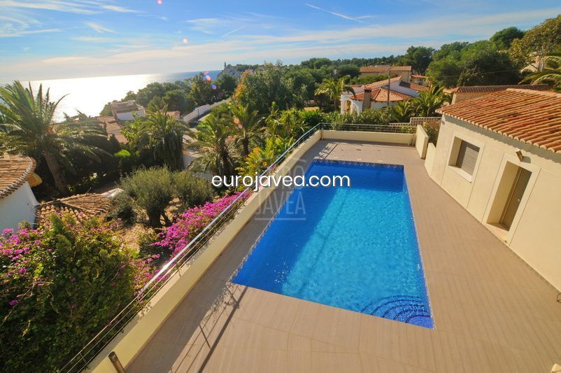 Luxury villa for sale in Jávea with spectacular sea views