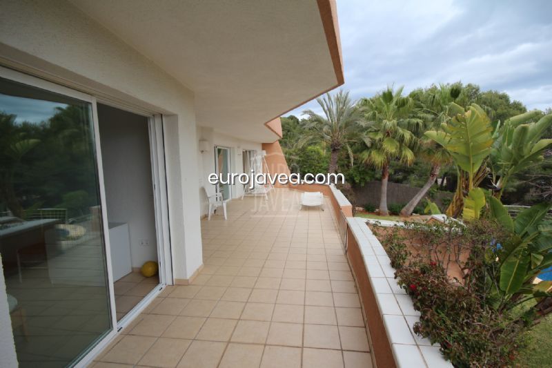 Villa moderna en la zona del Puchol con vistas al mar