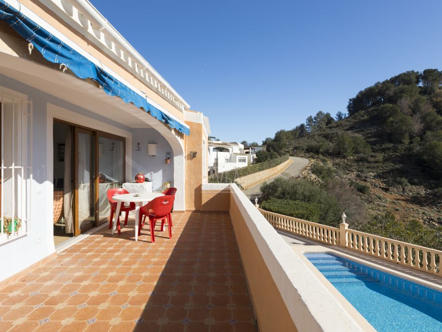 Villa à vendre dans la région de Montgó avec de belles vues panoramiques