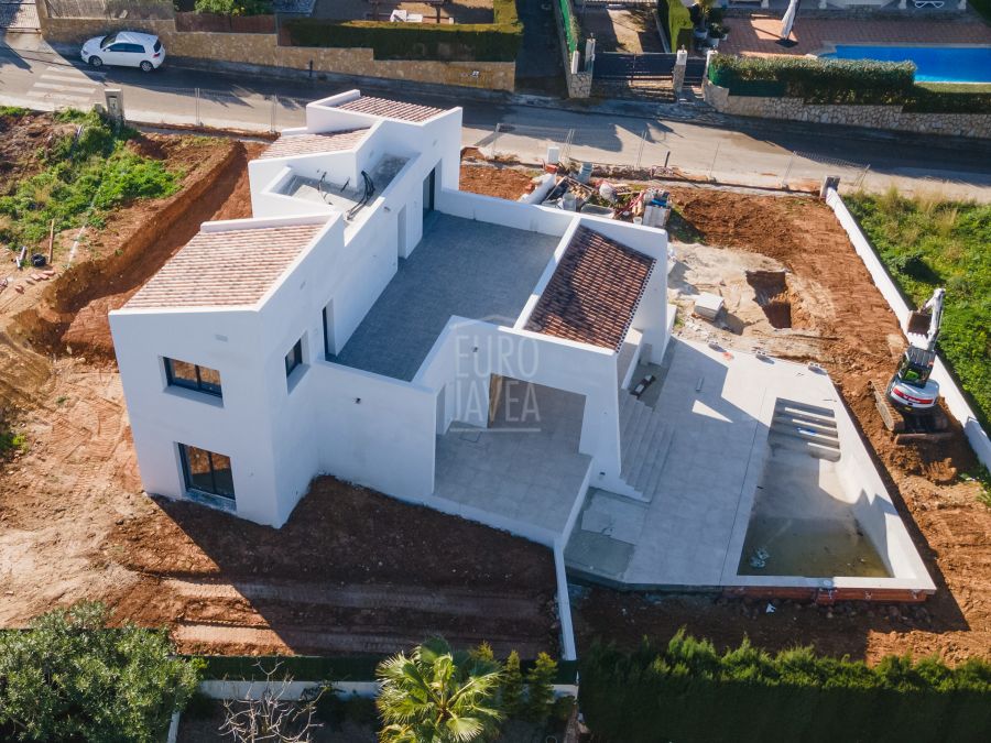 Nouvelle villa de luxe près de la plage d'Arenal avec vue imprenable sur le Montgo