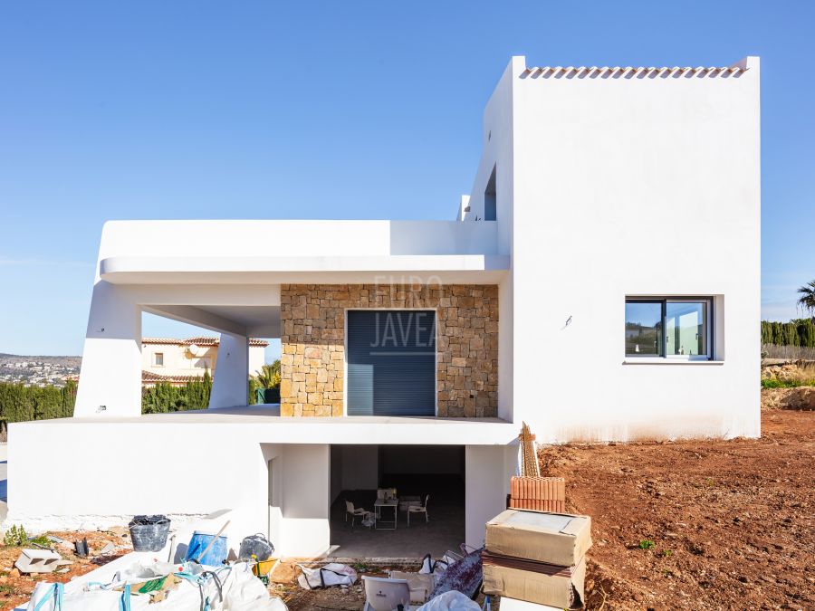 Nouvelle villa de luxe près de la plage d'Arenal avec vue imprenable sur le Montgo