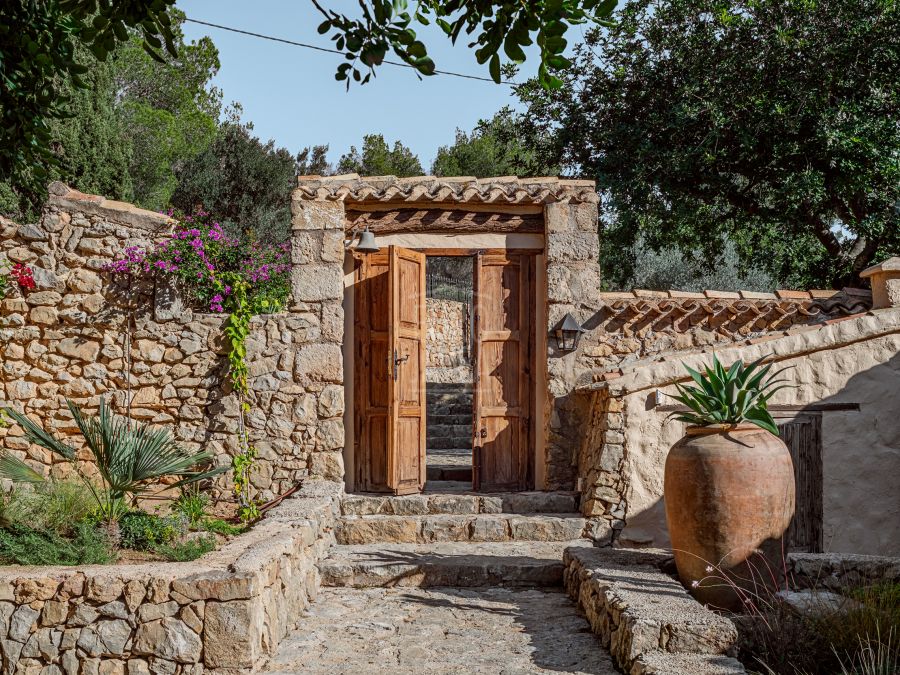 " Casa Tosca" Beautiful villa combining traditional charm with luxury in the peaceful area of Montgo