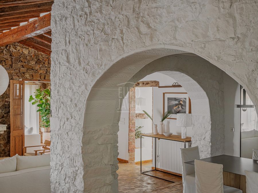 " Casa Tosca" Beautiful villa combining traditional charm with luxury in the peaceful area of Montgo