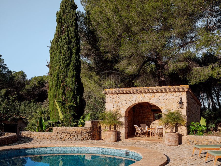 " Casa Tosca" Beautiful villa combining traditional charm with luxury in the peaceful area of Montgo