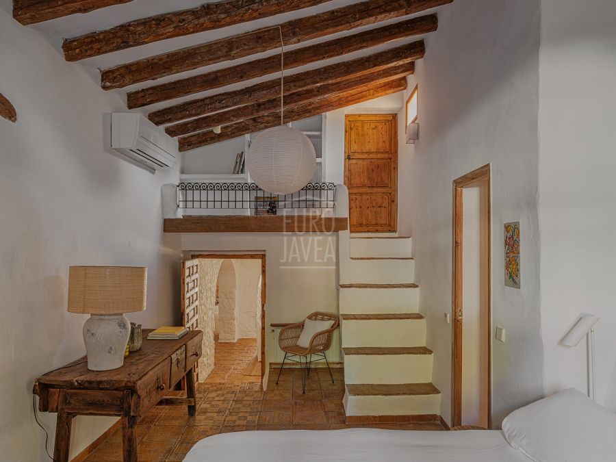 " Casa Tosca" Beautiful villa combining traditional charm with luxury in the peaceful area of Montgo