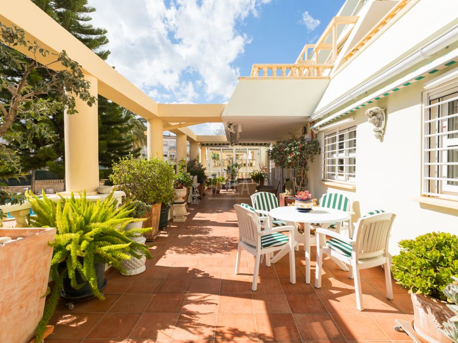 Luxe appartement in het hart van de haven van Jávea, op het zuiden.