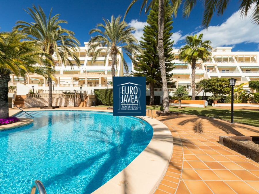 Appartement de luxe au coeur du port de Jávea, orienté sud