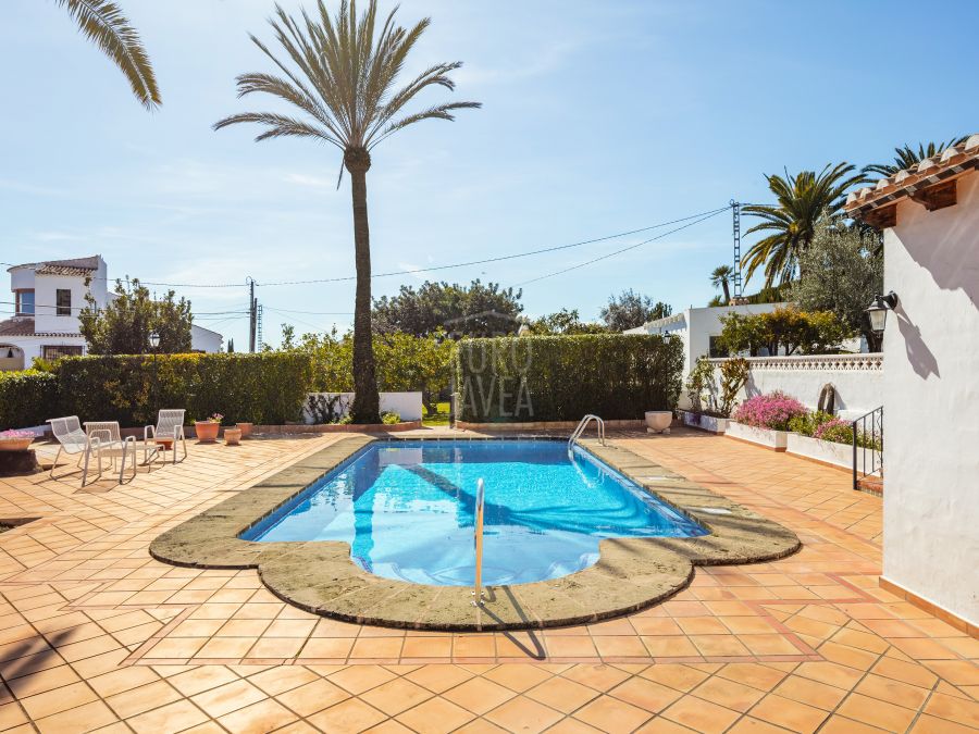 Villa traditionnelle exquise à vendre au cœur de la vieille ville de Javea