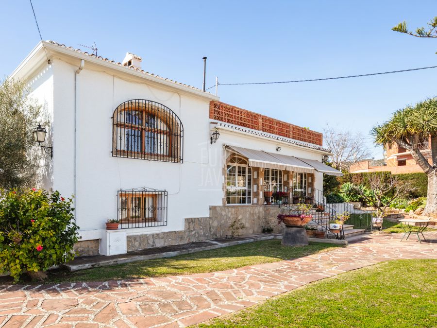 Exquisita villa tradicional en venta en el corazón del casco antiguo de Jávea