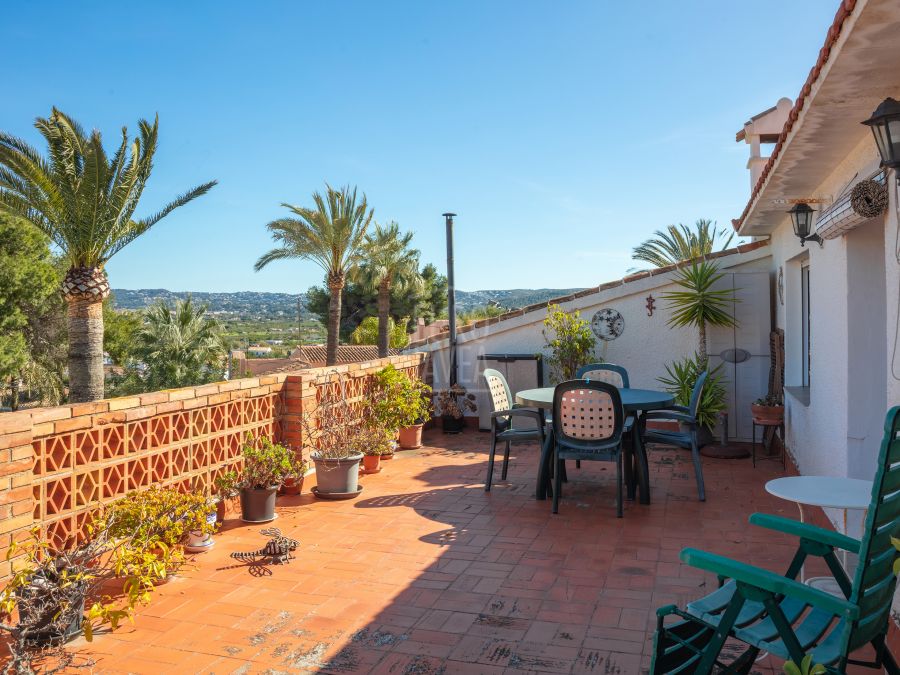 Villa traditionnelle exquise à vendre au cœur de la vieille ville de Javea