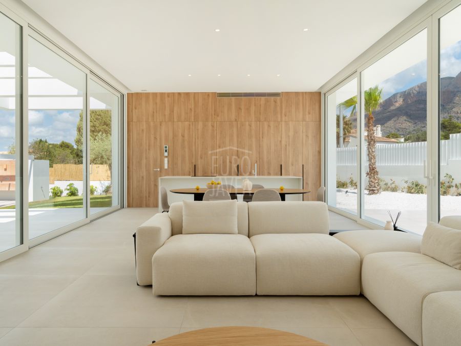 Villa Manila, exclusive newly built luxury Villa at the foot of Montgó