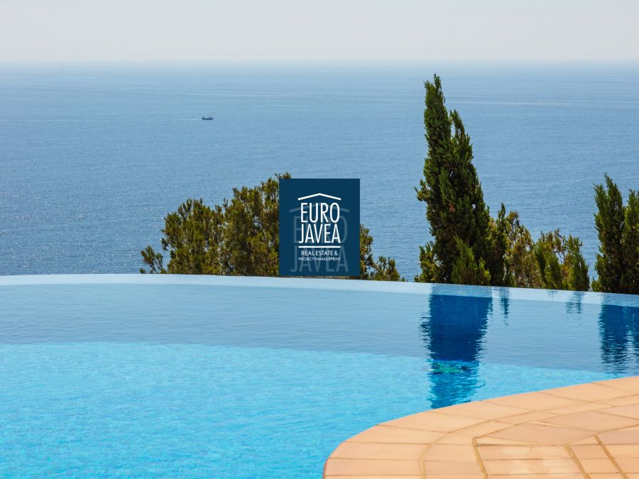 Exclusive Villa Helios — a balcony over the Mediterranean sea