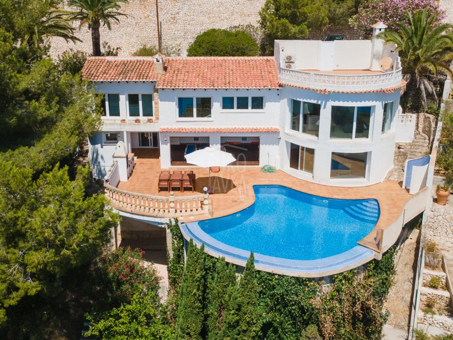 Exclusive Villa Helios — a balcony over the Mediterranean sea