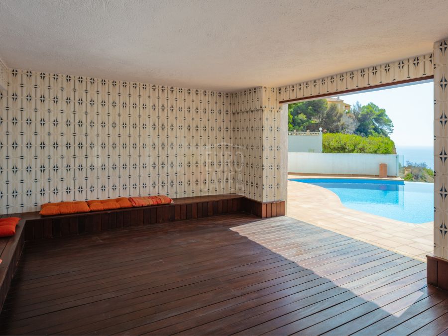 Exclusive Villa Helios — a balcony over the Mediterranean sea