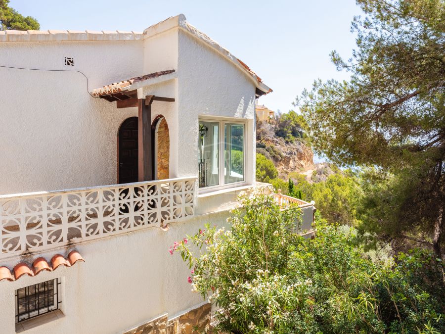 Exclusive Villa Helios — a balcony over the Mediterranean sea