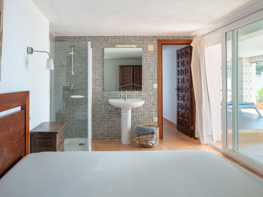 Exclusive Villa Helios — a balcony over the Mediterranean sea
