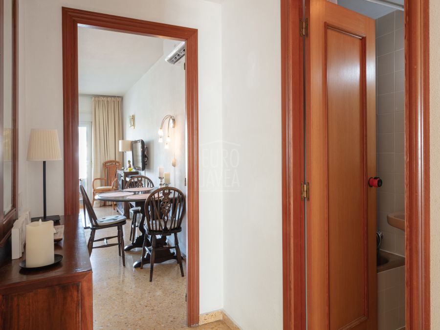 Exclusive apartment located in the heart of the Port of Jávea with beautiful sea views