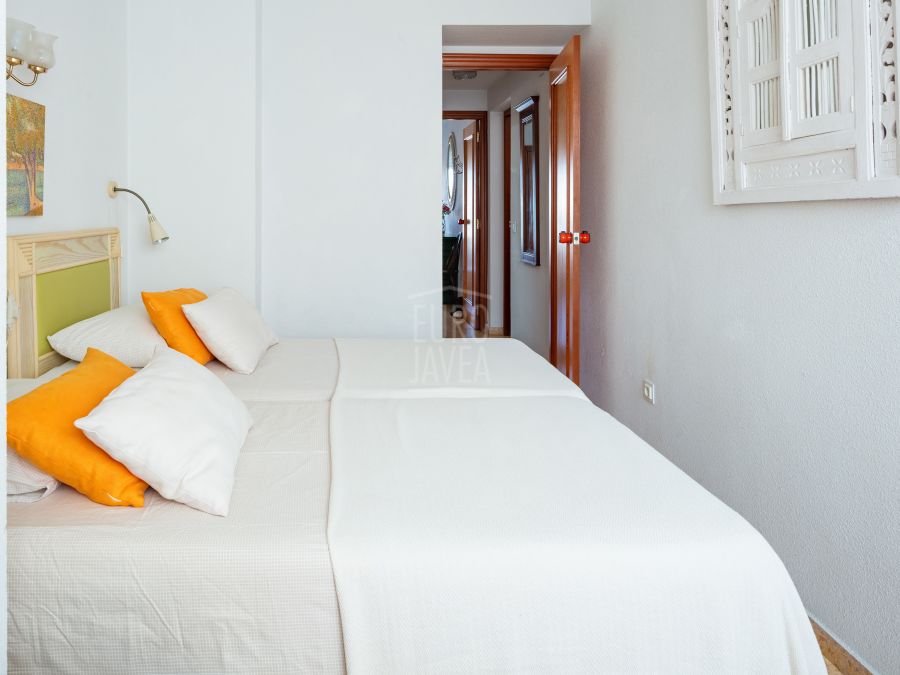 Exclusive apartment located in the heart of the Port of Jávea with beautiful sea views