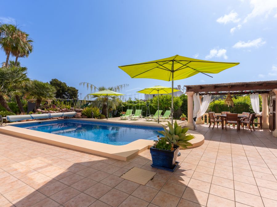 Villa de lujo en exclusiva con vistas panorámicas cerca de la Playa del Arenal