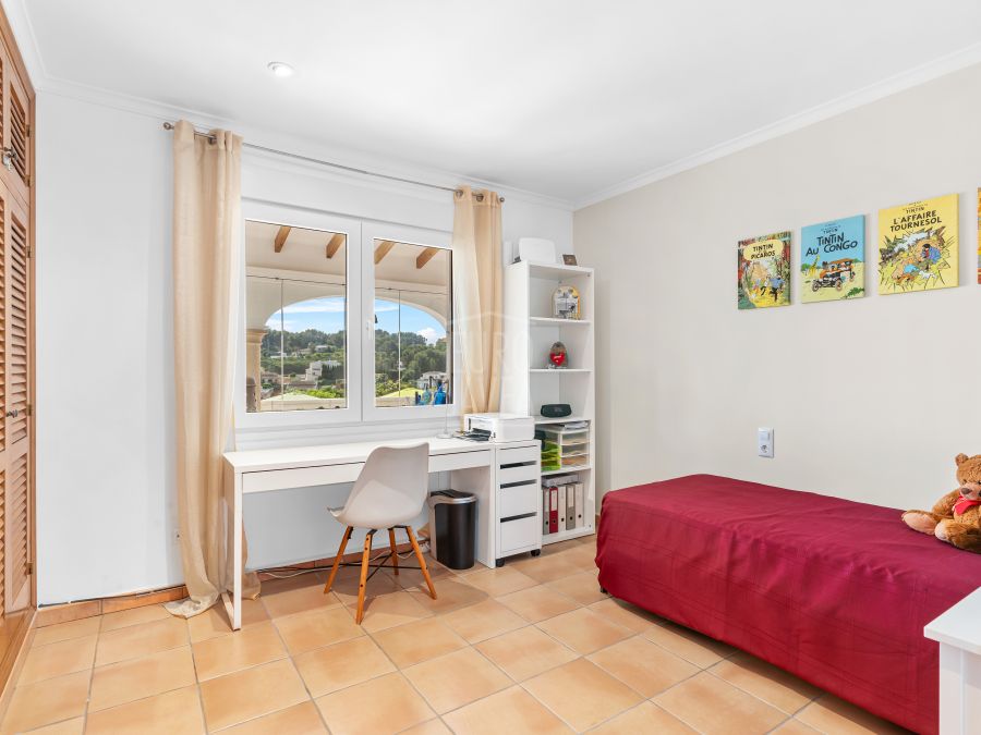 Villa de lujo en exclusiva con vistas panorámicas cerca de la Playa del Arenal