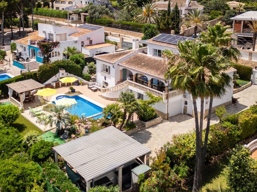 Villa de lujo en exclusiva con vistas panorámicas cerca de la Playa del Arenal