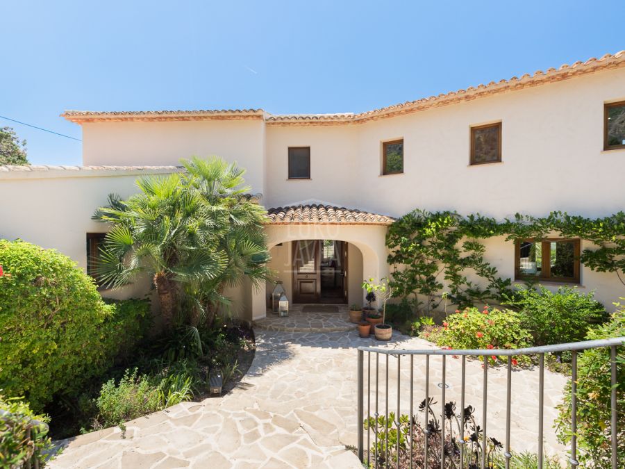 Villa in Montgó