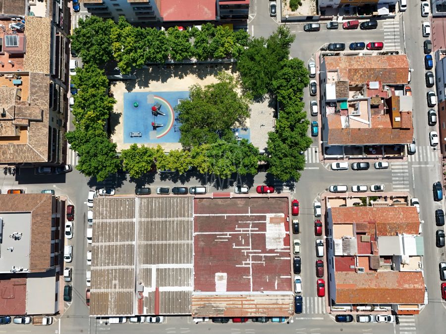 Venta exclusiva de solar con gran potencial en zona residencial consolidada, muy cerca del centro de Javea