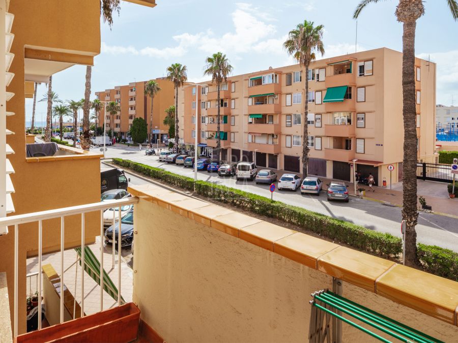 Charming apartment, walking distance to Arenal Beach in Jávea