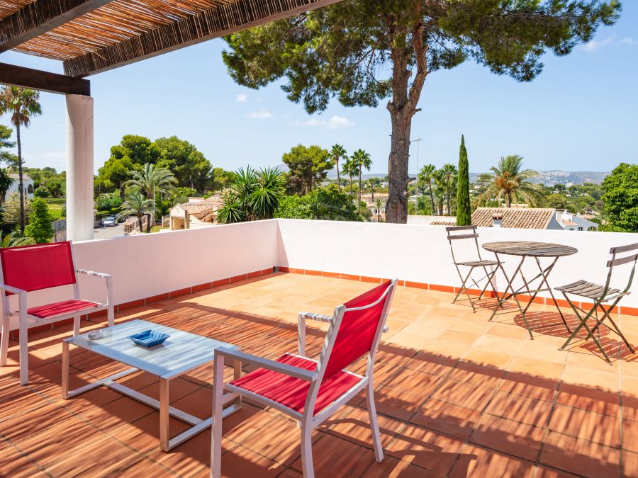 Villa Freya in Cap Martí, Jávea met zee- en Montgó-uitzicht
