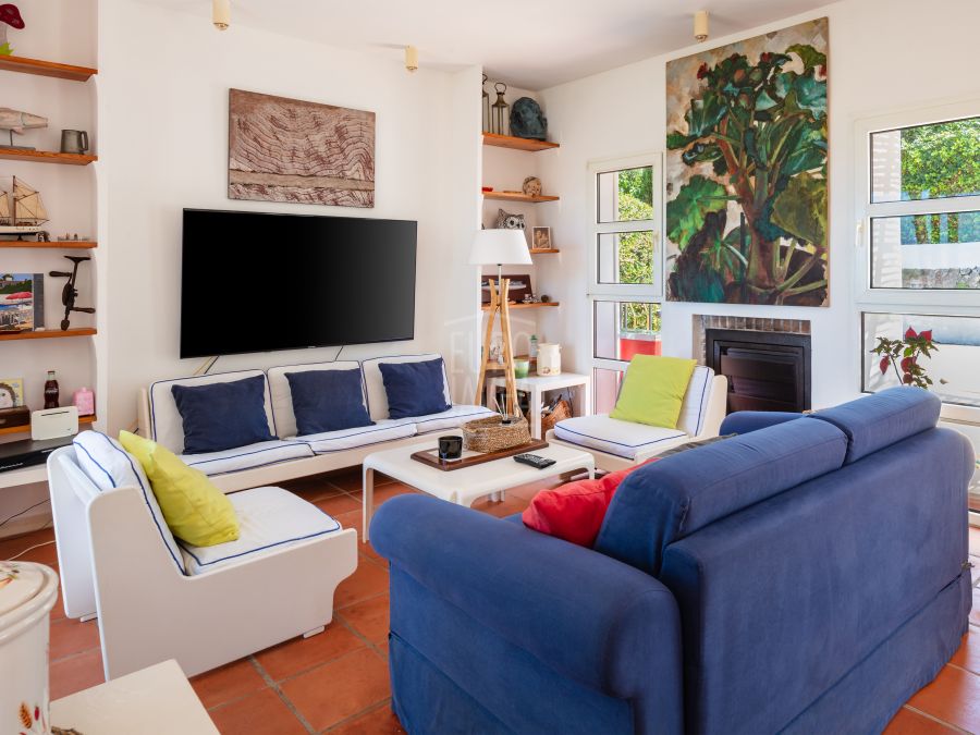 Villa Freya in Cap Martí, Jávea met zee- en Montgó-uitzicht