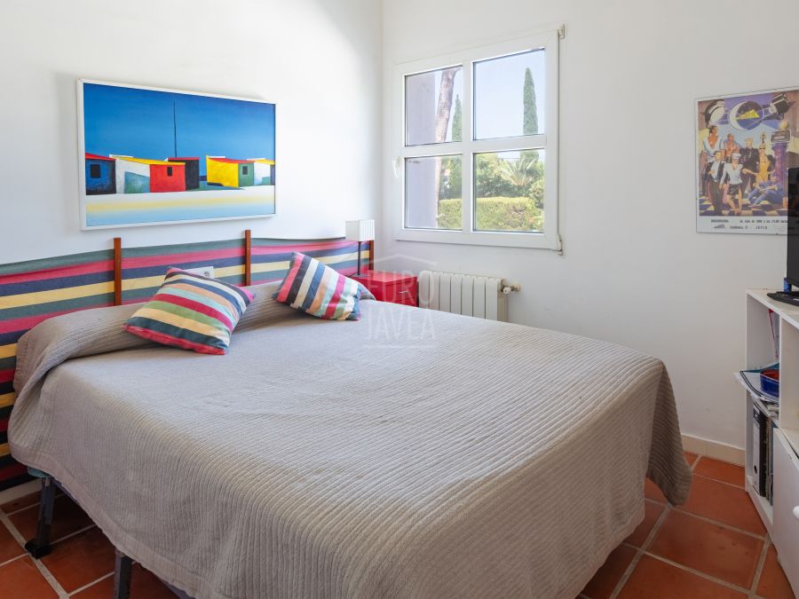 Villa Freya in Cap Martí, Jávea met zee- en Montgó-uitzicht