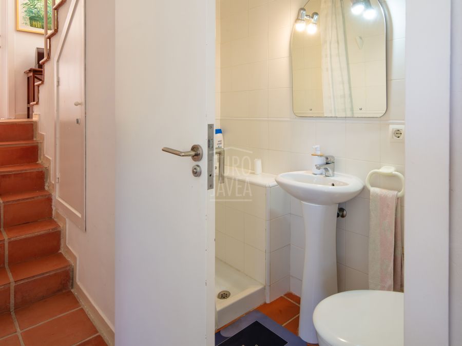 Villa Freya in Cap Martí, Jávea met zee- en Montgó-uitzicht